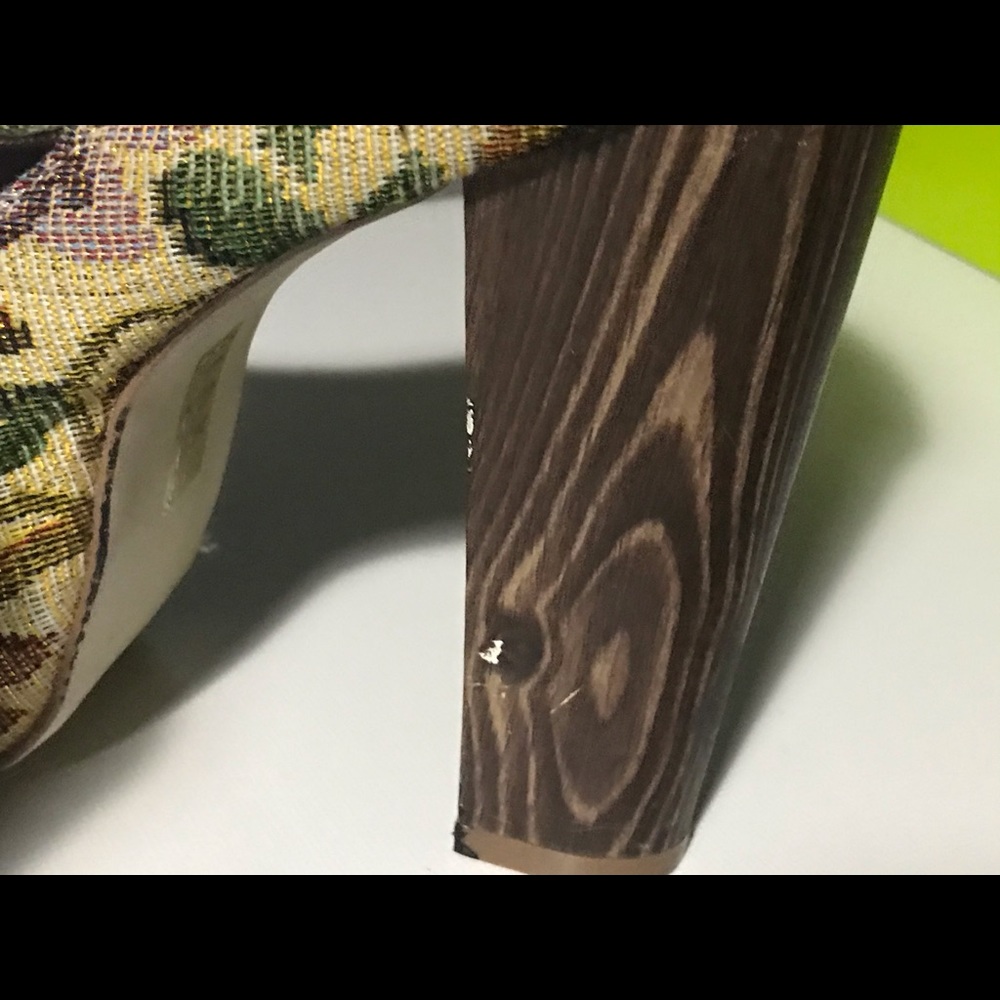 Patterned platform shoes - Picture 5 of 7